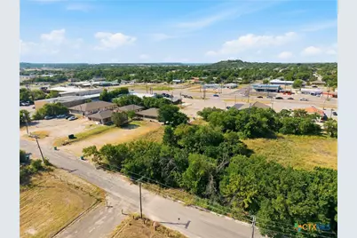 307 W Valley Road, Harker Heights, TX 76548 - Photo 6