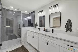631 S Santa Clara Ave, New Braunfels, TX 78130 - Photo 20