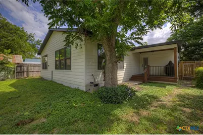631 S Santa Clara Avenue, New Braunfels, TX 78130 - Photo 42