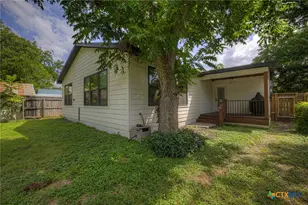 631 S Santa Clara Ave, New Braunfels, TX 78130 - Photo 42