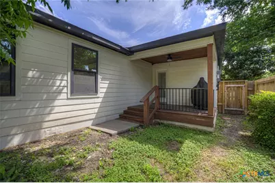 631 S Santa Clara Avenue, New Braunfels, TX 78130 - Photo 32