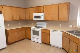 304 Jeff Gordon Dr, Harker Heights, TX 76548 - Photo 4