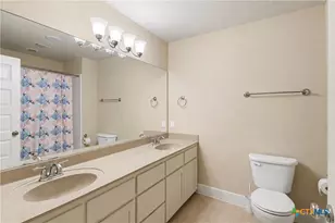 1720 Nordberg, Seguin, TX 78155 - Photo 20