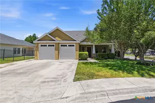 1720 Nordberg, Seguin, TX 78155 - Photo 4