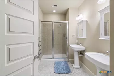 1720 Nordberg, Seguin, TX 78155 - Photo 18