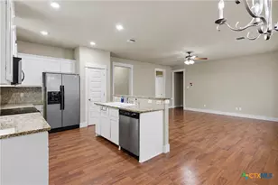 1720 Nordberg, Seguin, TX 78155 - Photo 8