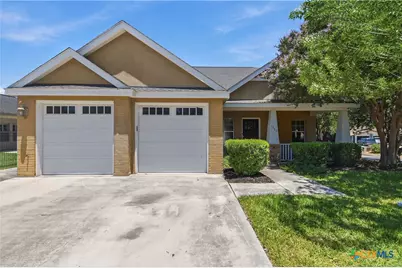 1720 Nordberg, Seguin, TX 78155 - Photo 2