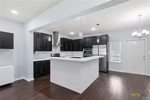 115 San Polo Ct, Victoria, TX 77904 - Photo 14