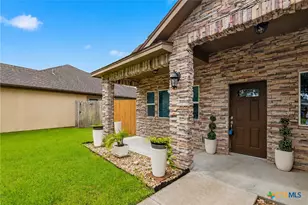 115 San Polo Ct, Victoria, TX 77904 - Photo 4