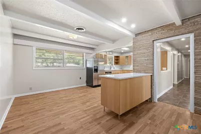 3017 W Avenue T, Temple, TX 76504 - Photo 8