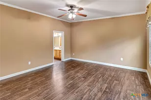 606 N Glendale St, Hallettsville, TX 77964 - Photo 30