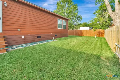 606 N Glendale Street, Hallettsville, TX 77964 - Photo 40