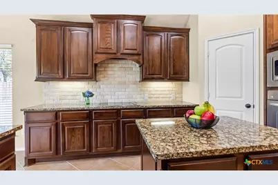 471 Wilderness Way, New Braunfels, TX 78132 - Photo 18