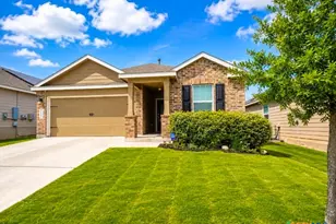 2847 Calandra Lark, New Braunfels, TX 78130 - Photo 2