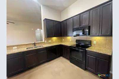 758 Saengerhalle Road, New Braunfels, TX 78130 - Photo 8