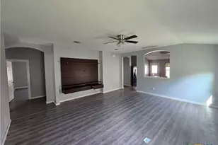 908 Starlight Dr, Temple, TX 76502 - Photo 2