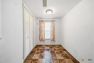 710 Mickan St, Copperas Cove, TX 76522 - Photo 12