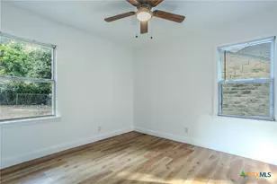 1809 S 13th St, Temple, TX 76504 - Photo 12