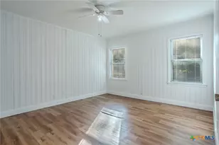 1809 S 13th St, Temple, TX 76504 - Photo 16