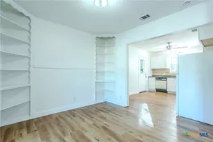 1809 S 13th St, Temple, TX 76504 - Photo 10
