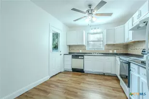 1809 S 13th St, Temple, TX 76504 - Photo 6