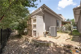 2224 Garden Ct, San Marcos, TX 78666 - Photo 26