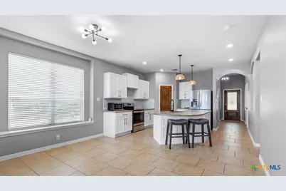 1865 Logan Trail, New Braunfels, TX 78130 - Photo 6