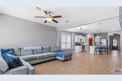 1865 Logan Trail, New Braunfels, TX 78130 - Photo 6