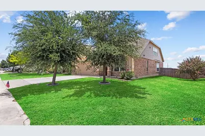 1865 Logan Trail, New Braunfels, TX 78130 - Photo 2