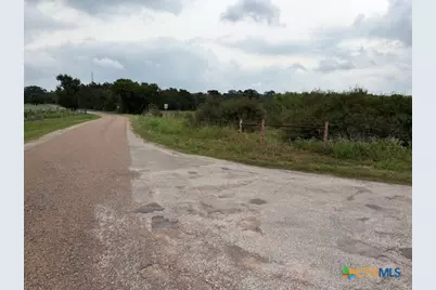 2609 County Road 216, Giddings, TX 78942 - Photo 2