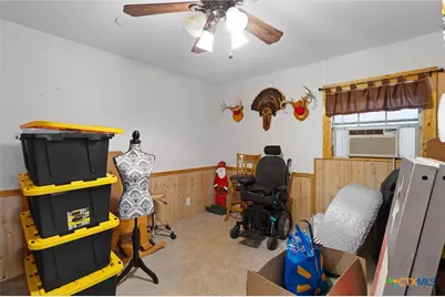 1172 County Road 418, Thorndale, TX 76577 - Photo 28