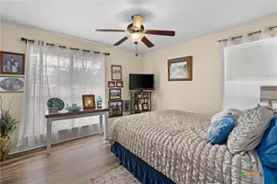 1172 Co Rd 418, Thorndale, TX 76577 - Photo 20