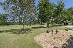 1172 Co Rd 418, Thorndale, TX 76577 - Photo 36