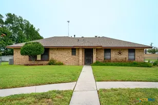 1301 Daude Ave, Killeen, TX 76549 - Photo 1