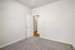 761 Whitman St, New Braunfels, TX 78130 - Photo 18