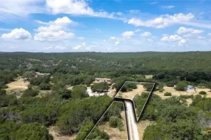 424 Cliff View Rd, Lampasas, TX 76550 - Photo 1