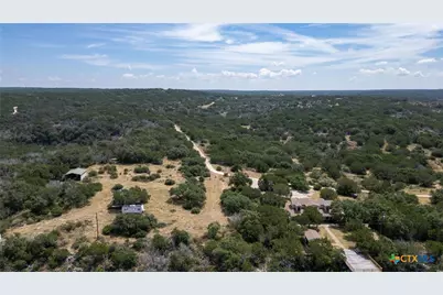 424 Cliff View Road, Lampasas, TX 76550 - Photo 14