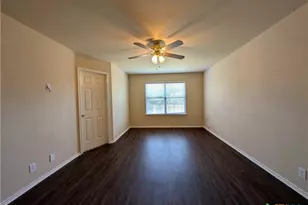 249 Val Verde Dr, New Braunfels, TX 78130 - Photo 18