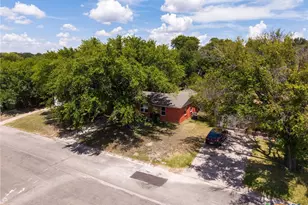 111 Cottonwood Dr, Gatesville, TX 76528 - Photo 26