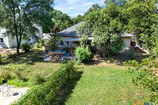 620 E 8th Ave, Belton, TX 76513 - Photo 2