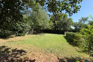620 E 8th Ave, Belton, TX 76513 - Photo 6