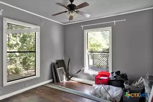 620 E 8th Ave, Belton, TX 76513 - Photo 10