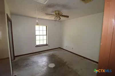 525 County Road 214, Jonesboro, TX 76538 - Photo 24