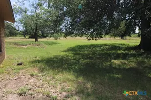 525 Co Rd 214, Jonesboro, TX 76538 - Photo 46