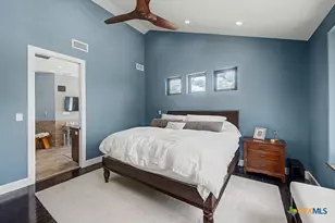 172 Bluff Trail, Dripping Springs, TX 78620 - Photo 10