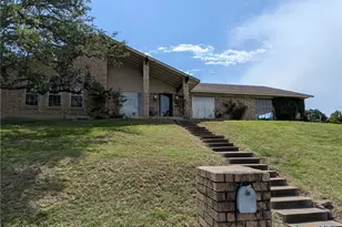 2512 River Oaks Dr, Belton, TX 76513 - Photo 2