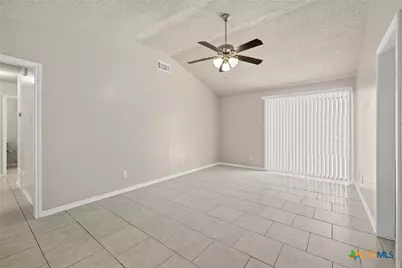 910 Marilyn Drive, Copperas Cove, TX 76522 - Photo 10