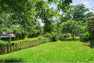 405 Downing Street, Belton, TX 76513 - Photo 30