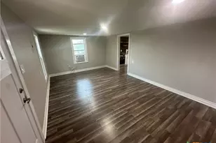 1515 Wright St, Goliad, TX 77963 - Photo 12
