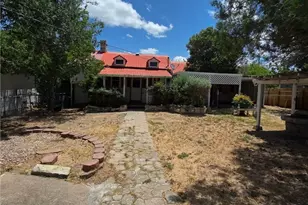 505 1/2 S Main St, Lampasas, TX 76550 - Photo 2